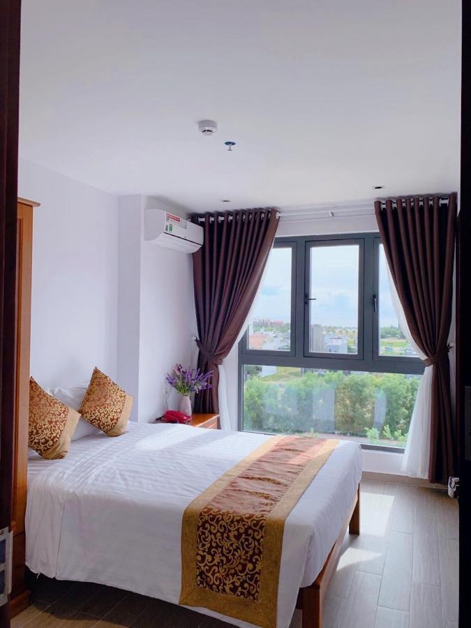 Hotel The Shine & Da Nang