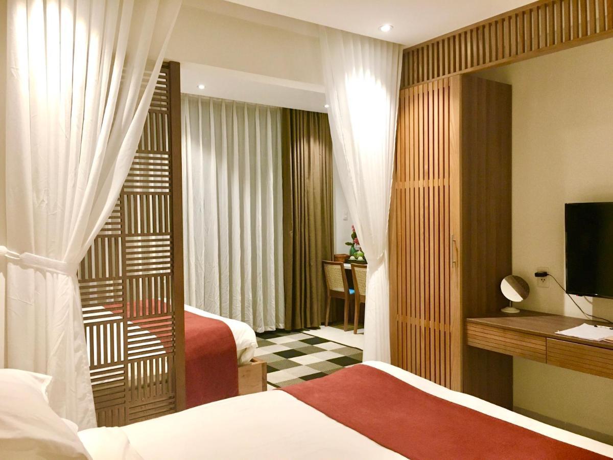 Hotel Tam House
