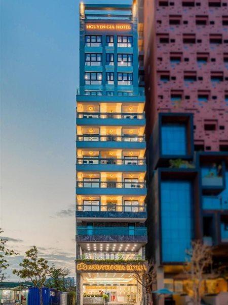 Nguyen Gia 4*