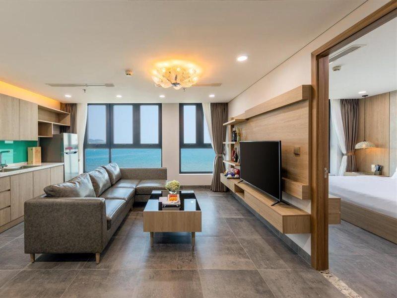 Nguyen Gia 4*