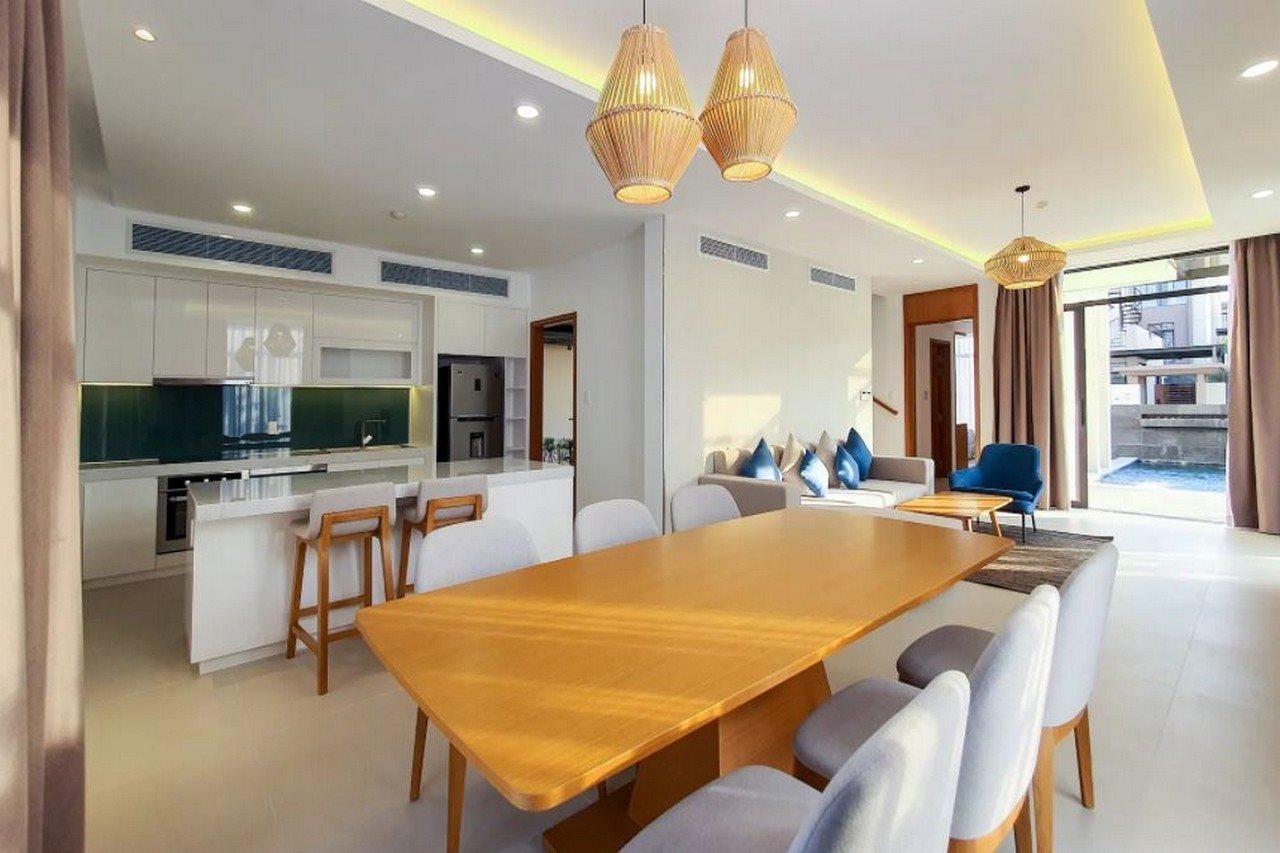 Wyndham Garden Hotel 5*