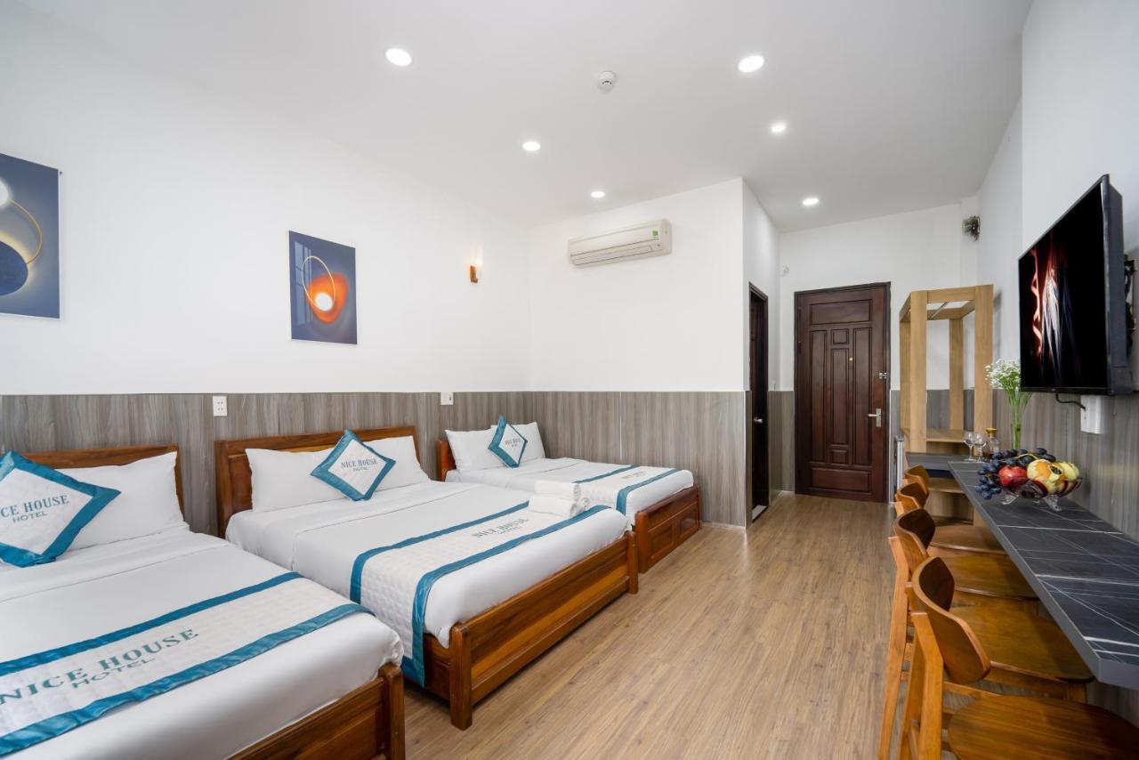 Hotel House - Near My Khe 2*