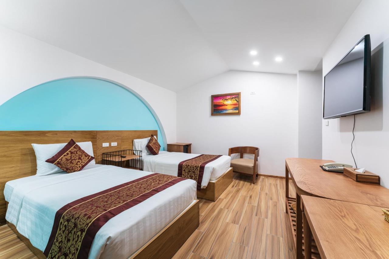 Prime New Hotel
