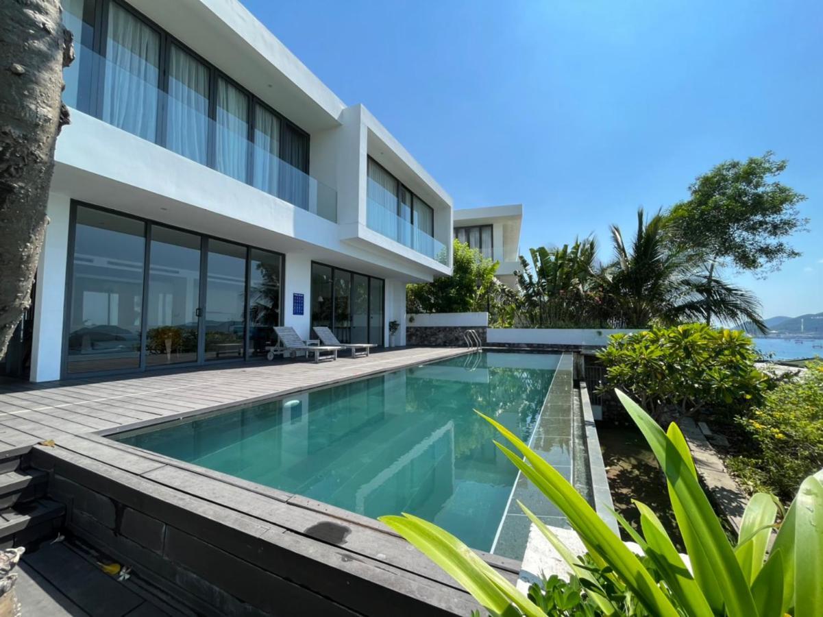 Casa Blanca Villas Villa *