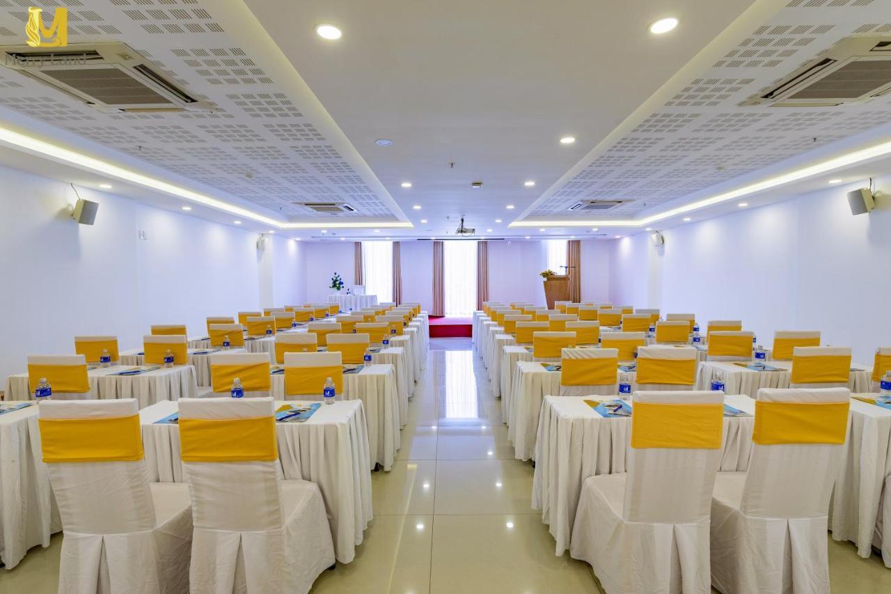 Hotel Merry Land 4*