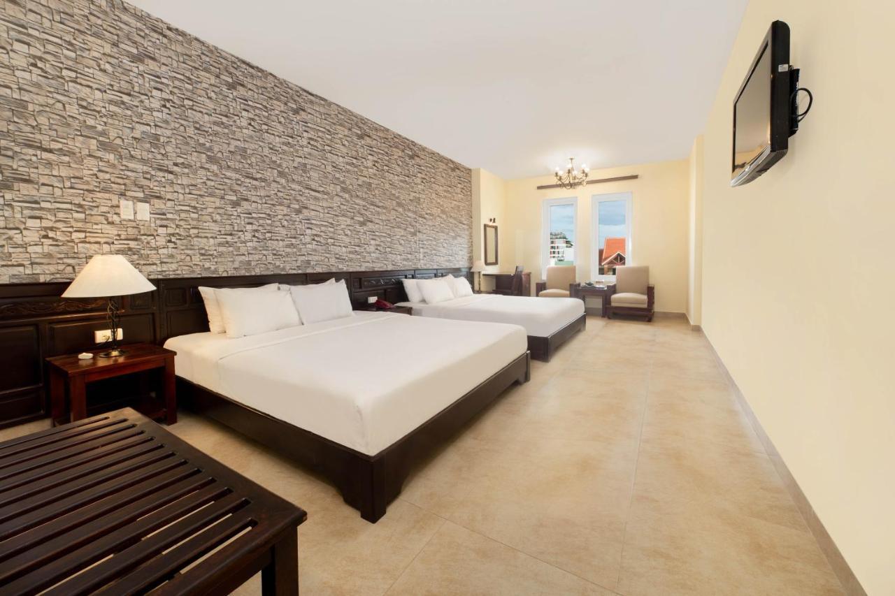 Gold Coast Hotel 3*