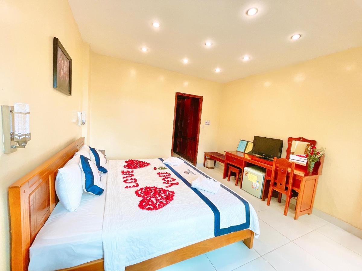 Khach San Hanh Long 2* Ho Chi Minh City