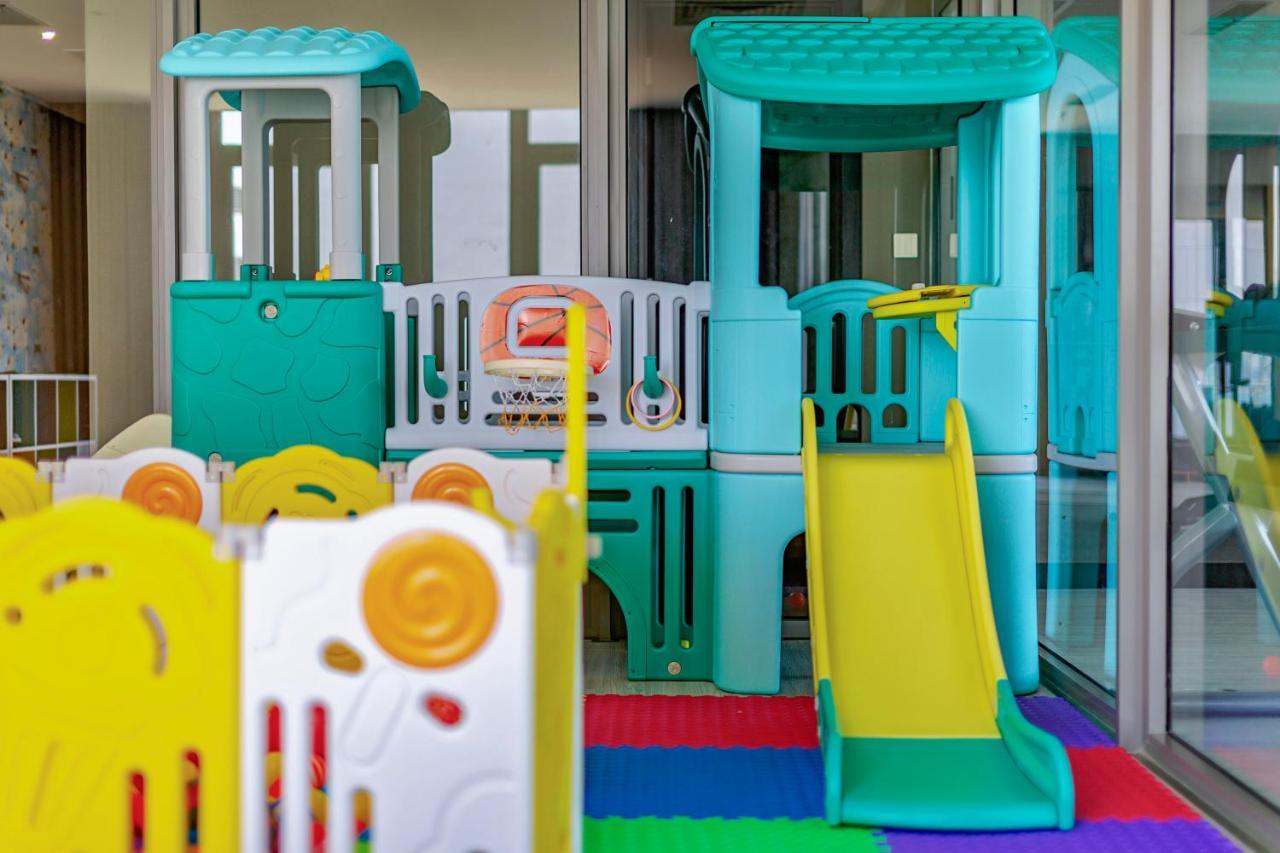 Khách sạn Le Sands Oceanfront