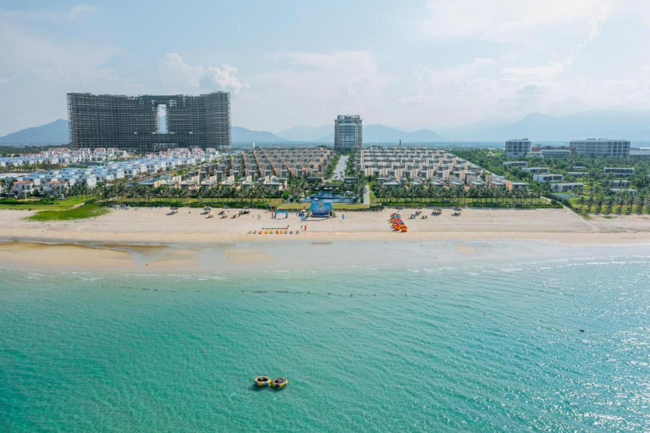 Wyndham Garden Hotel 5*