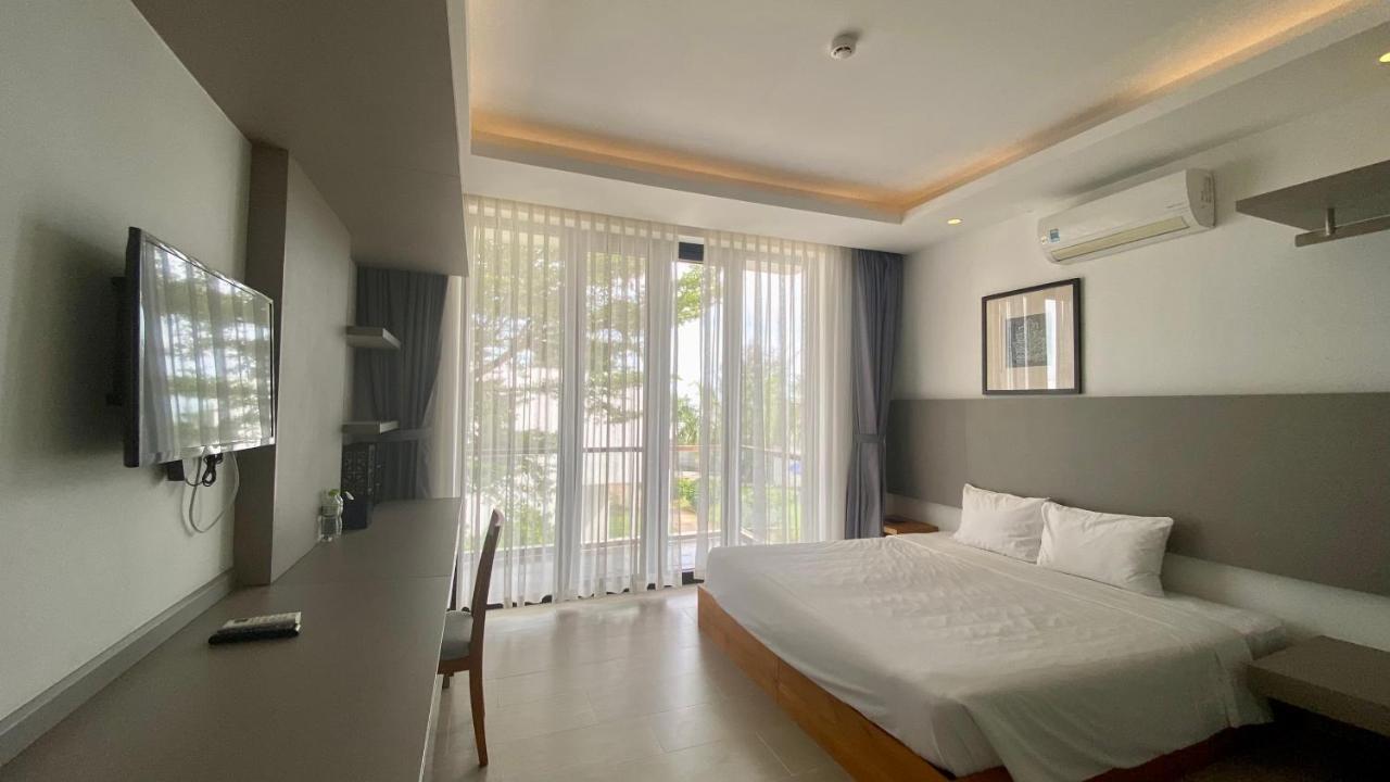 Biet Thu Mat Tien Bien Saint Simeon Holiday home *