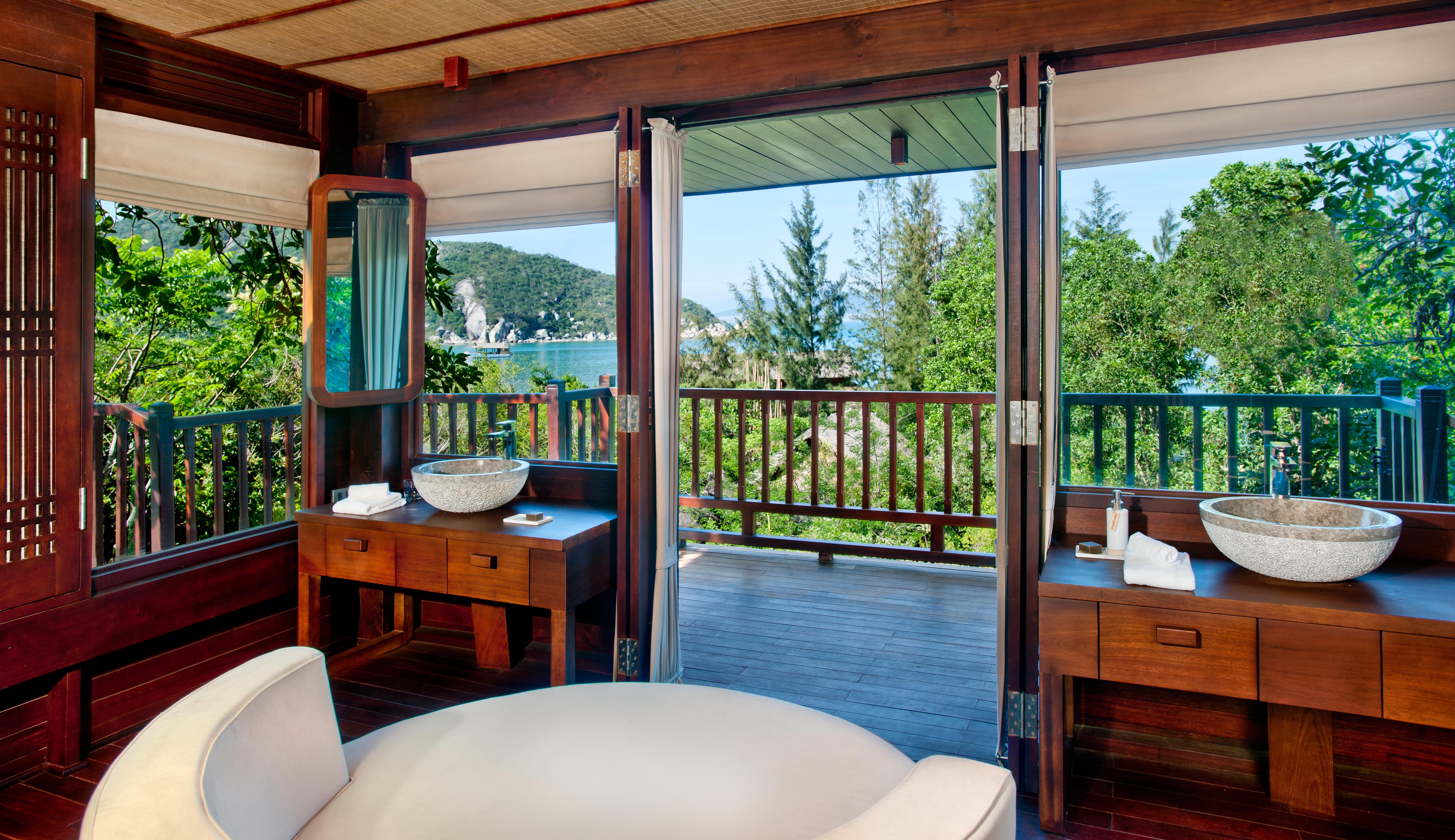 Resort L'alya Ninh Bay 5*