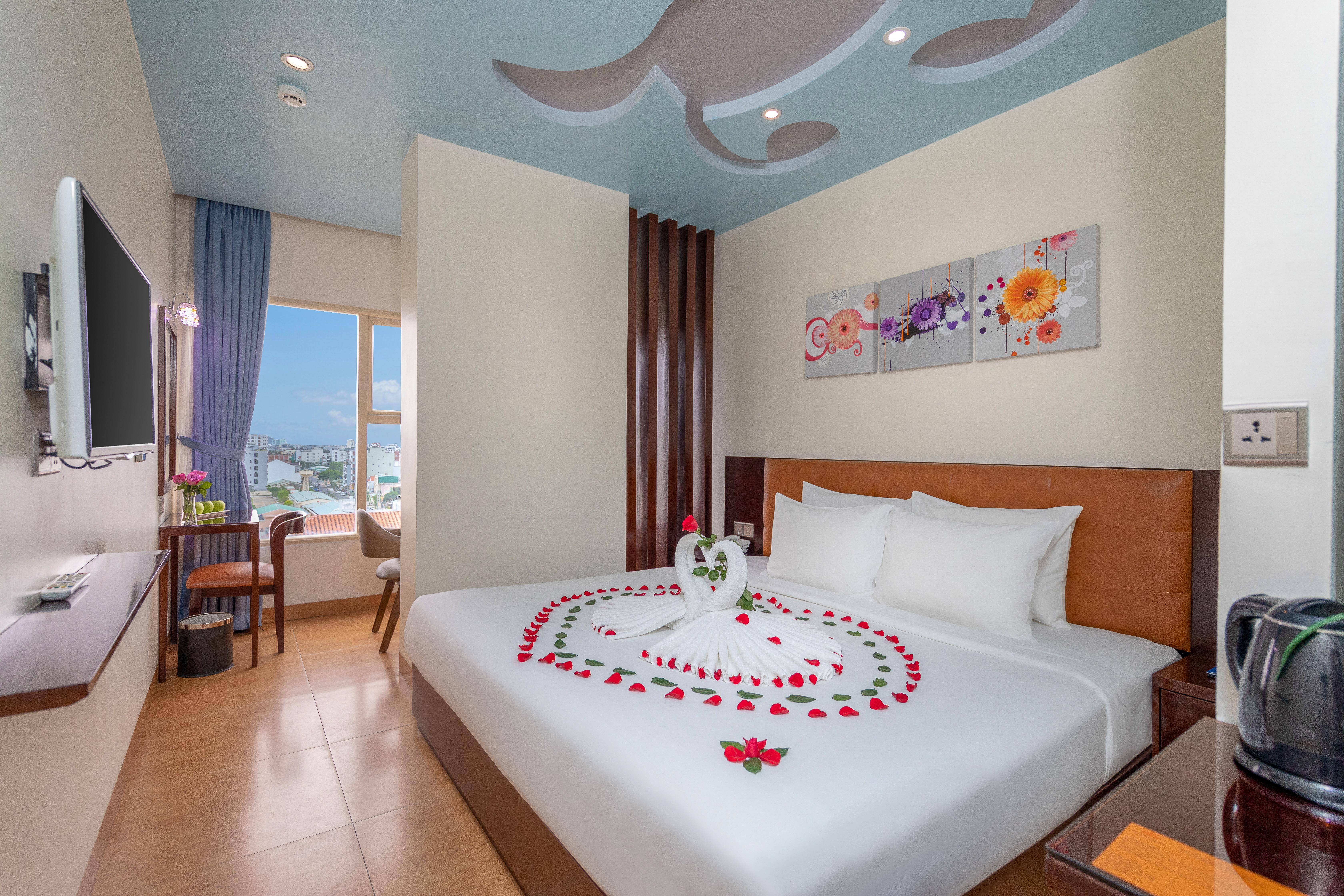 Fivitel King Hotel 4*