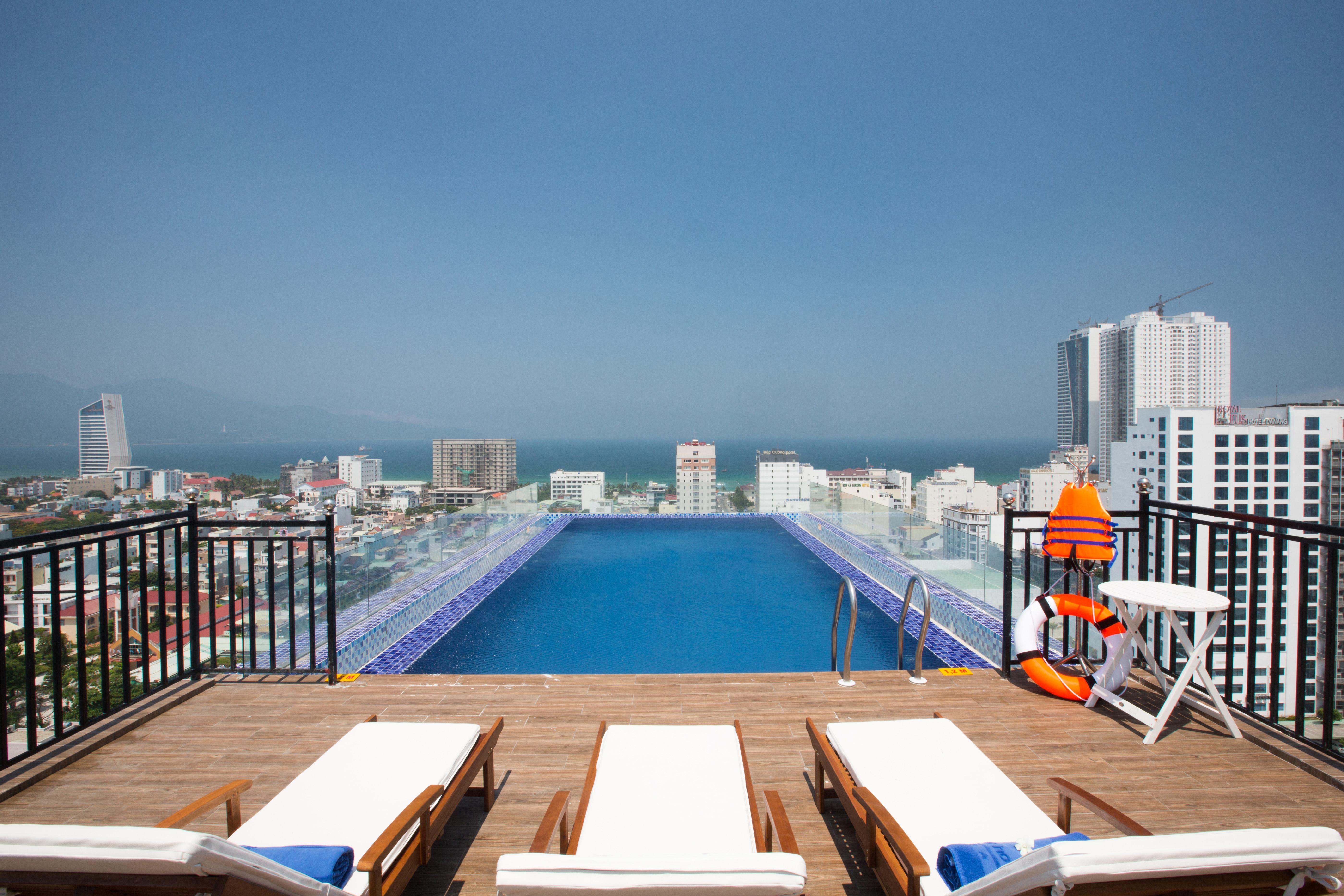 Fivitel King Hotel