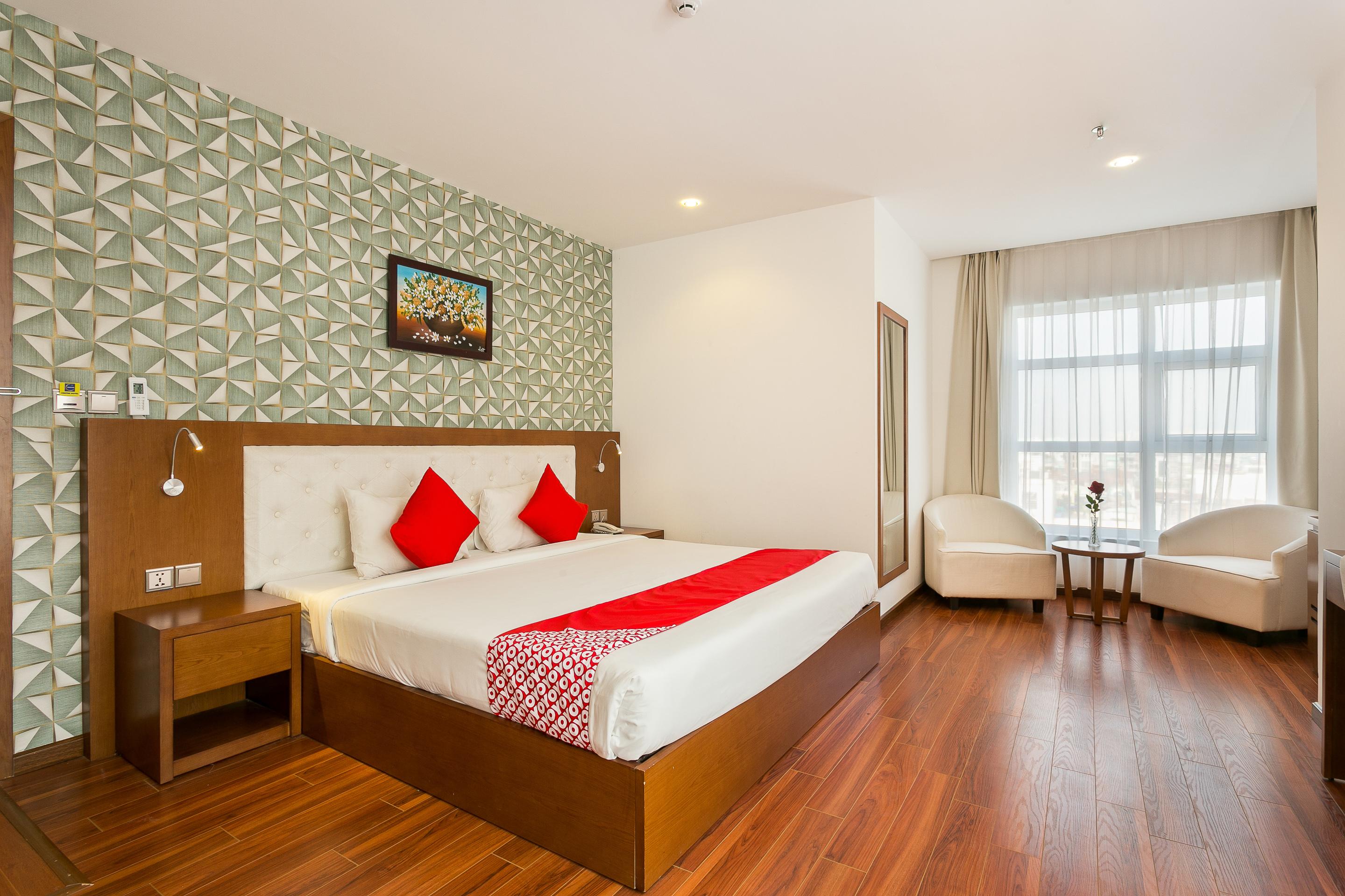 Centre Hotel 3*