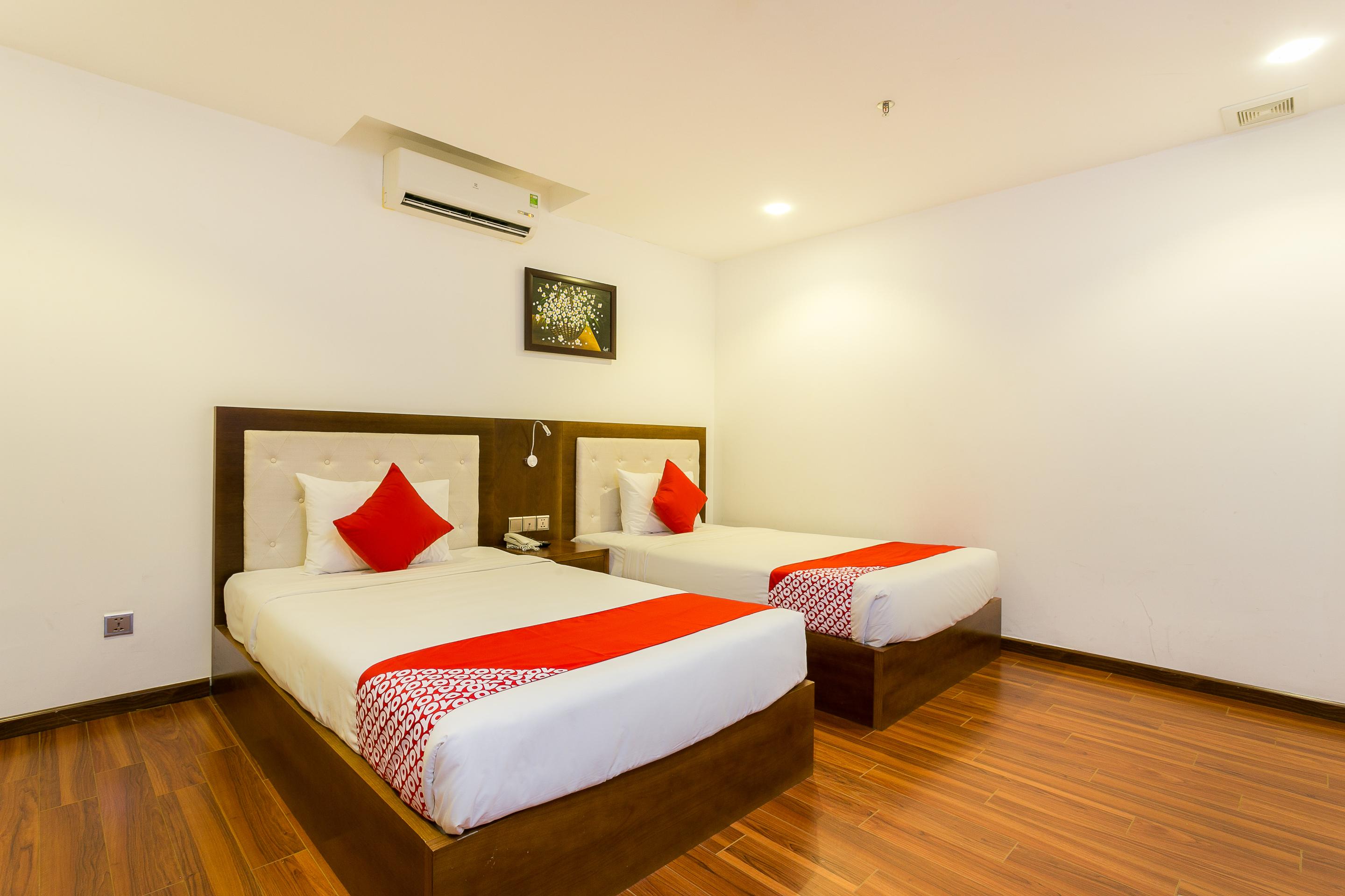 Centre Hotel 3*
