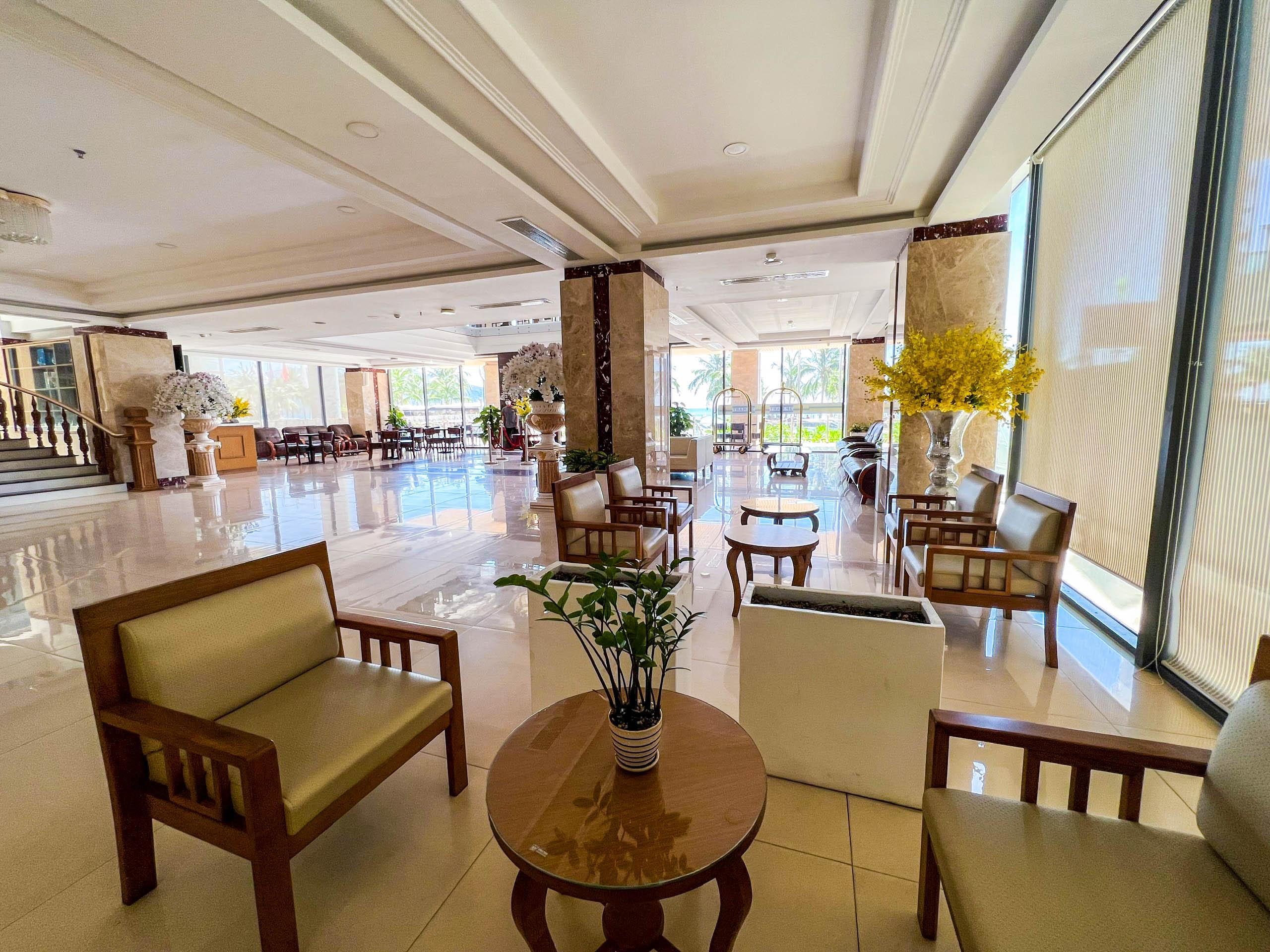 Serene Beach Hotel Danang 4*