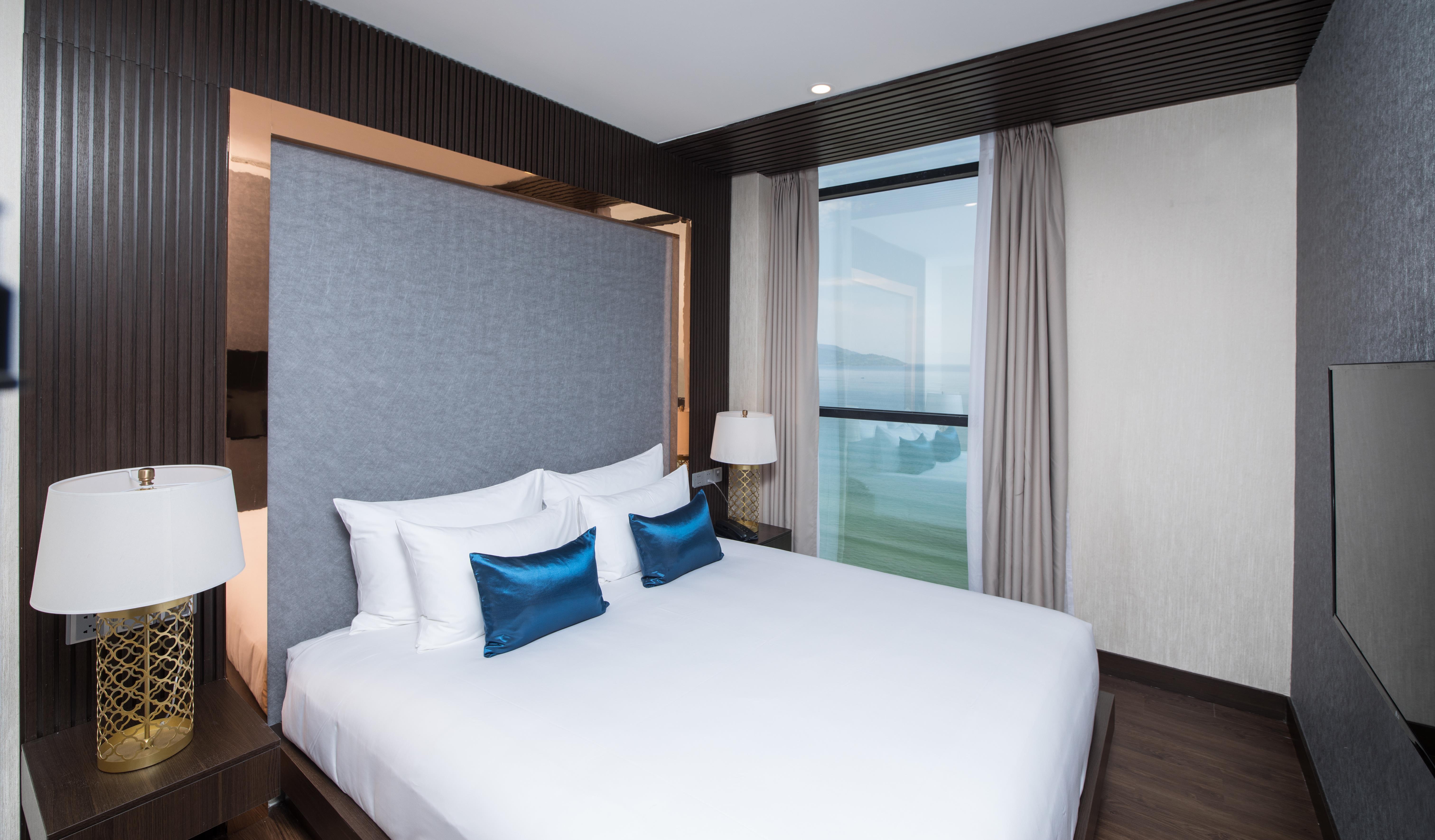 Haian & Hotel 4*