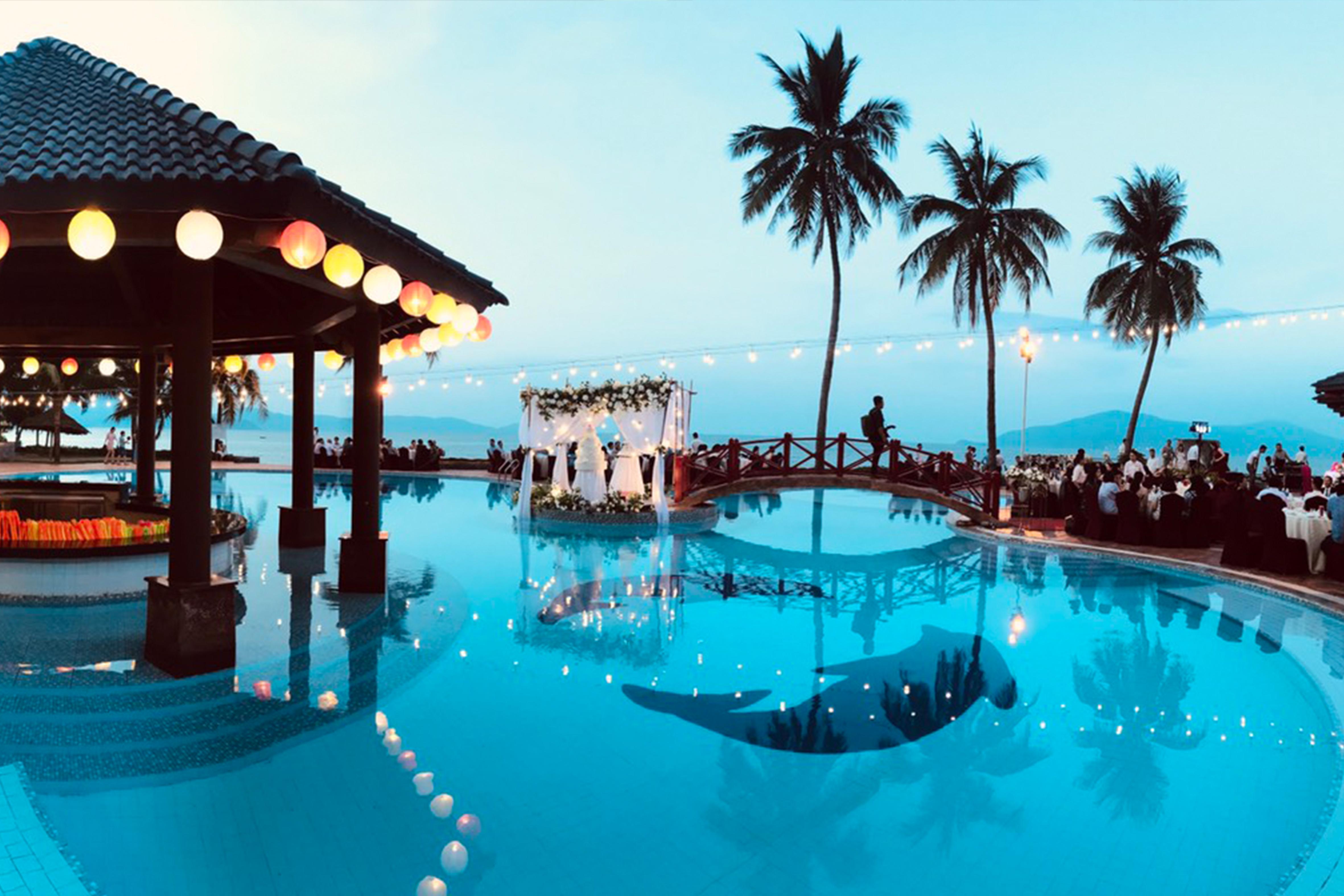 - Mikazuki Japanese & Resort Da Nang