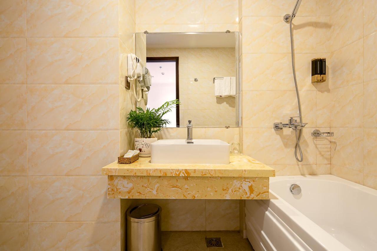 Khách Sạn&căn Hộ Roliva 4*