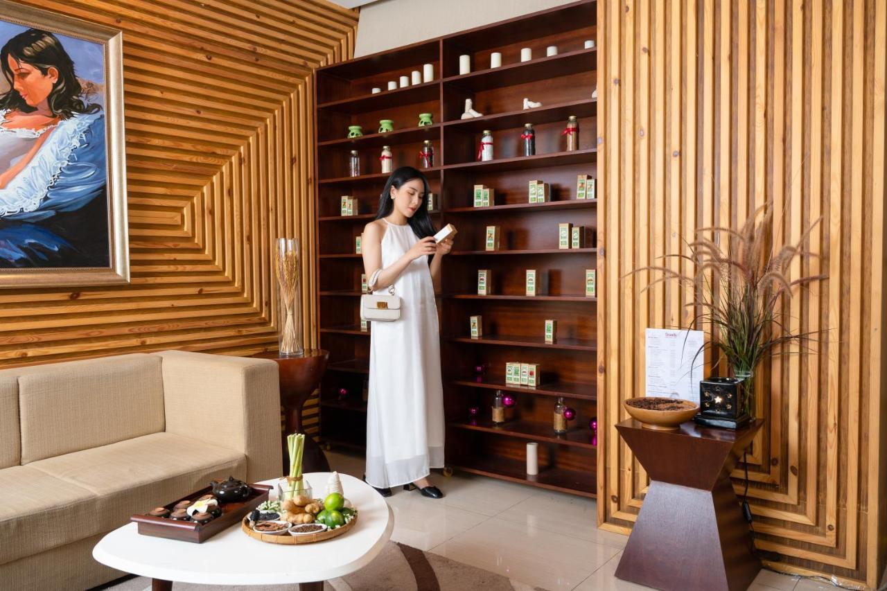 Khách sạn Grand Tourane 5*