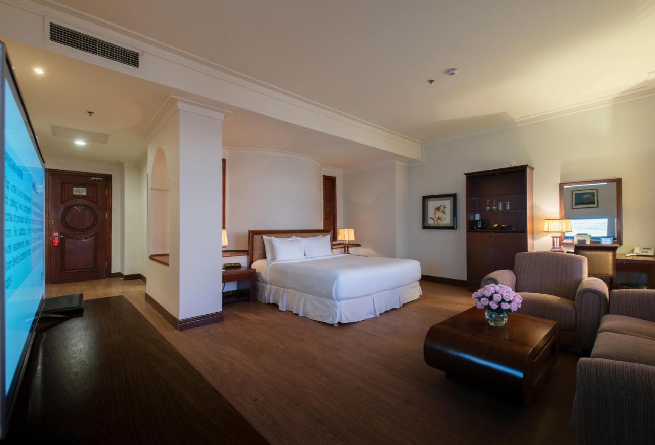 Sunrise & Hotel Nha Trang