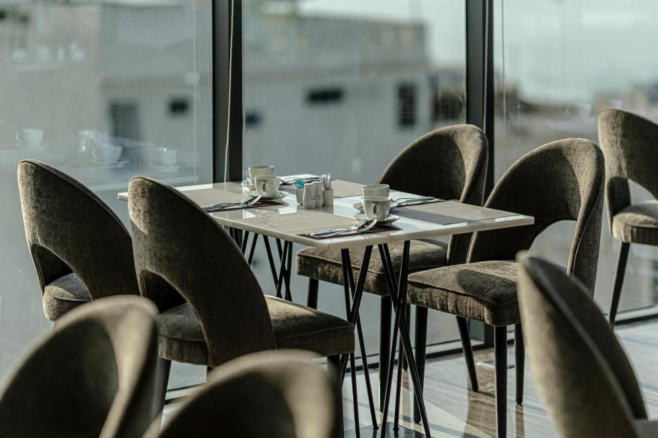 Hotel Draco & Da Nang