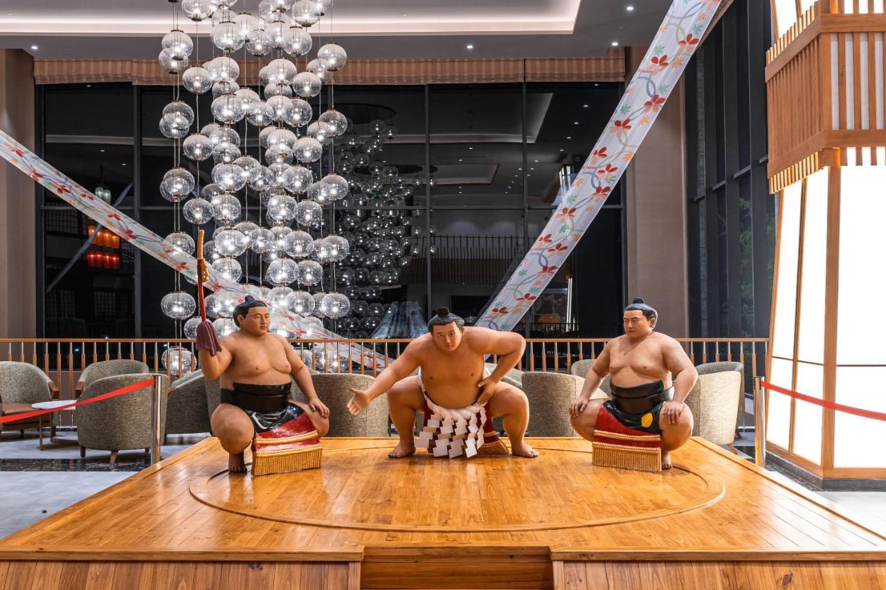 Mikazuki Japanese & Hotel 5*