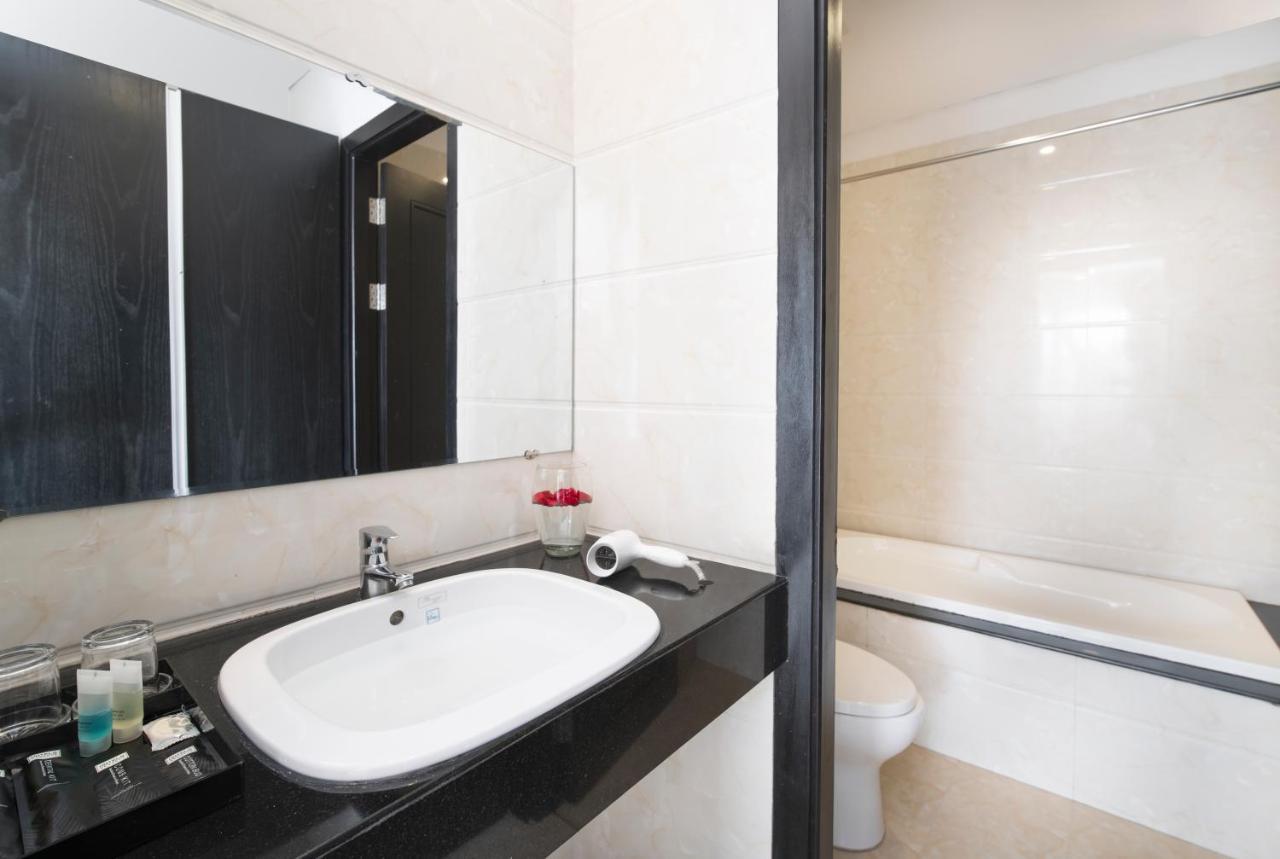 Golden Star & By Thg Hotel Da Nang