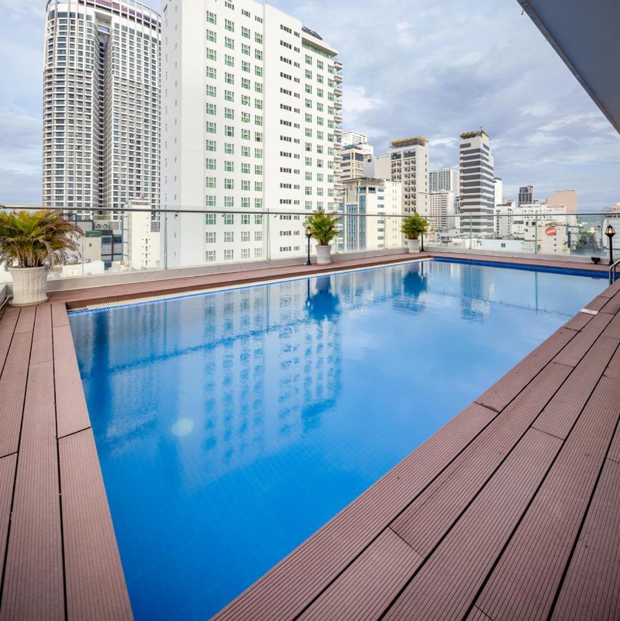 Hotel Sata
