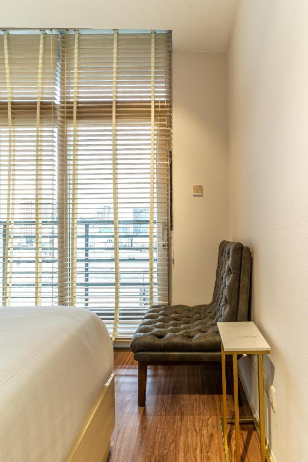 The Rixx Luxury * TP. Hồ Chí Minh