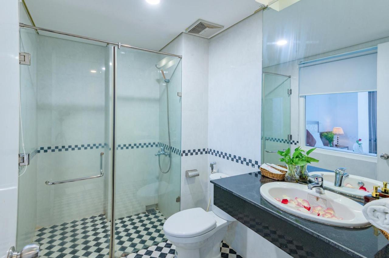 Rich Khách sạn