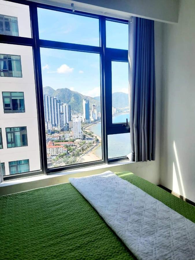Apartment Apartment *