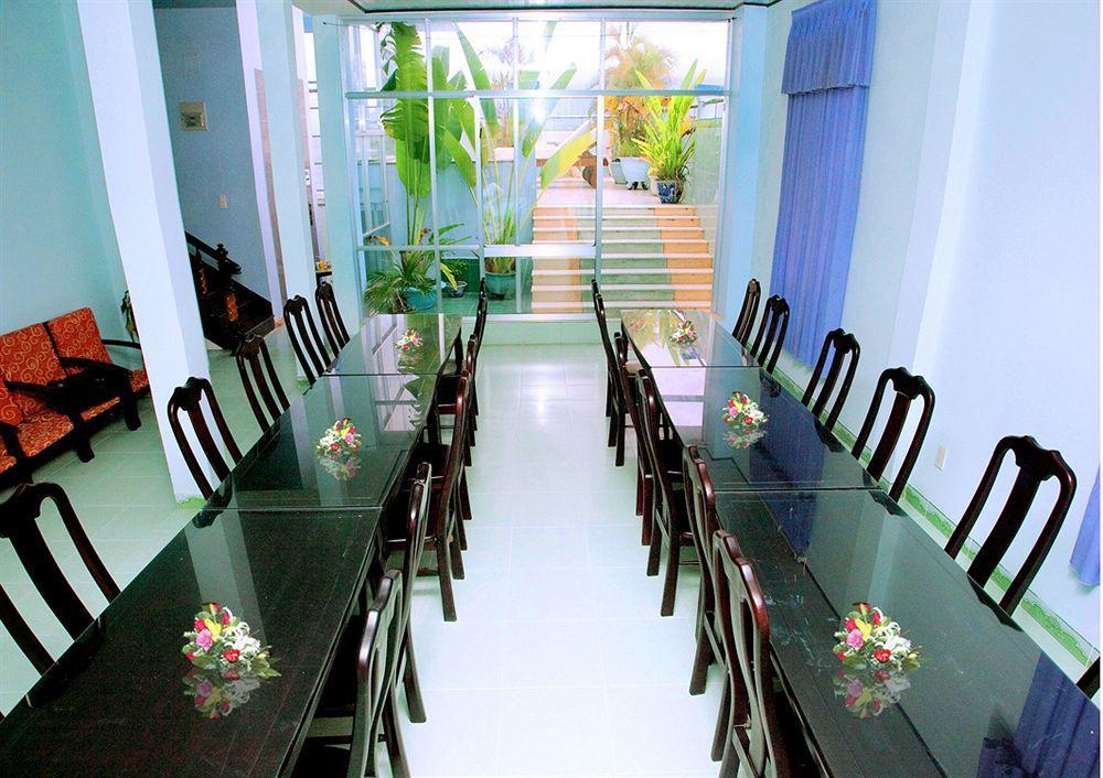 Hotel Four Seasons House Nha Trang