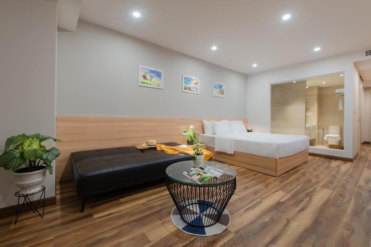 Gold Coast Luxury Beachfront Apartment *