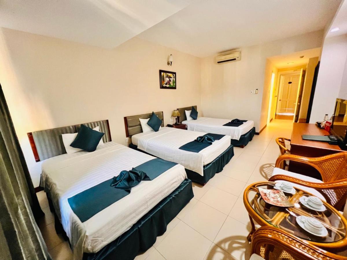 Hotel The Coast 3*