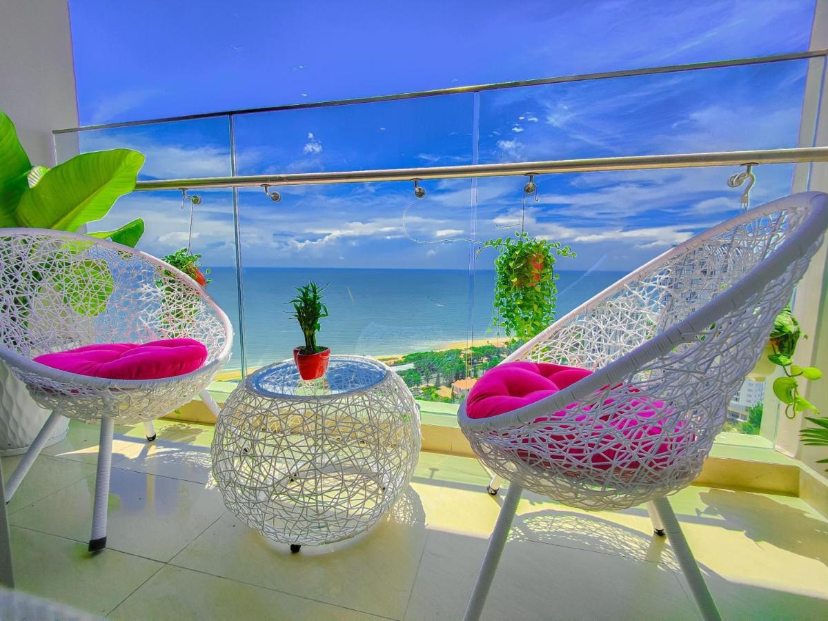Apartment The Song Condotel: Beachfront 5-star With Infinity Pool Vung Tau