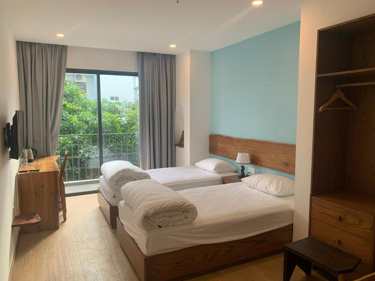 Laholm - * Nha Trang