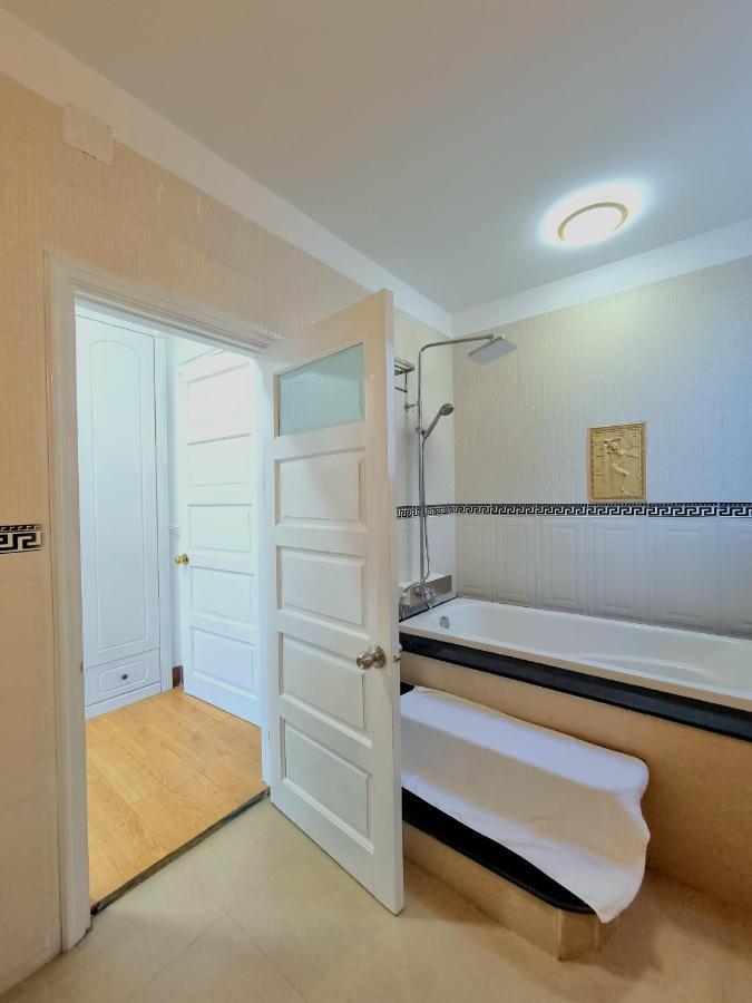 Lan Anh Villa: Oceanview Retreat With 7 Bedrooms Villa Nha Trang