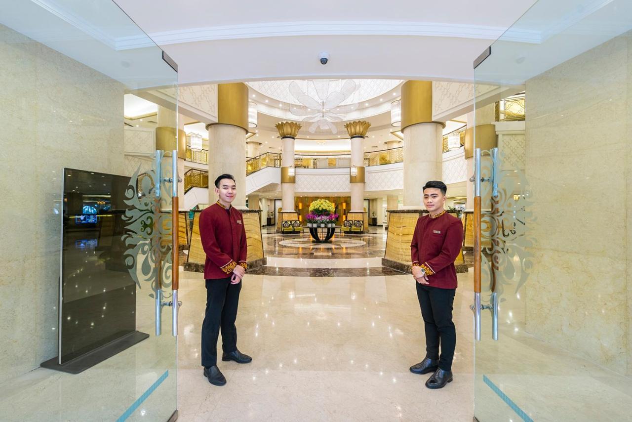Vinpearl & Bay Resort
