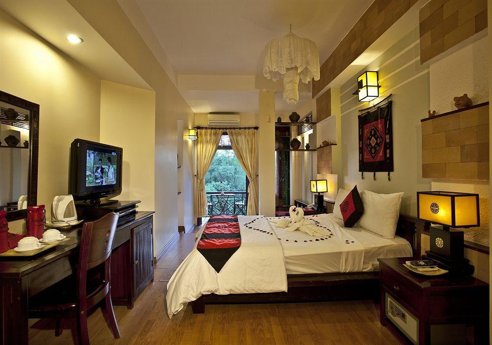 Old Town Hotel 4*