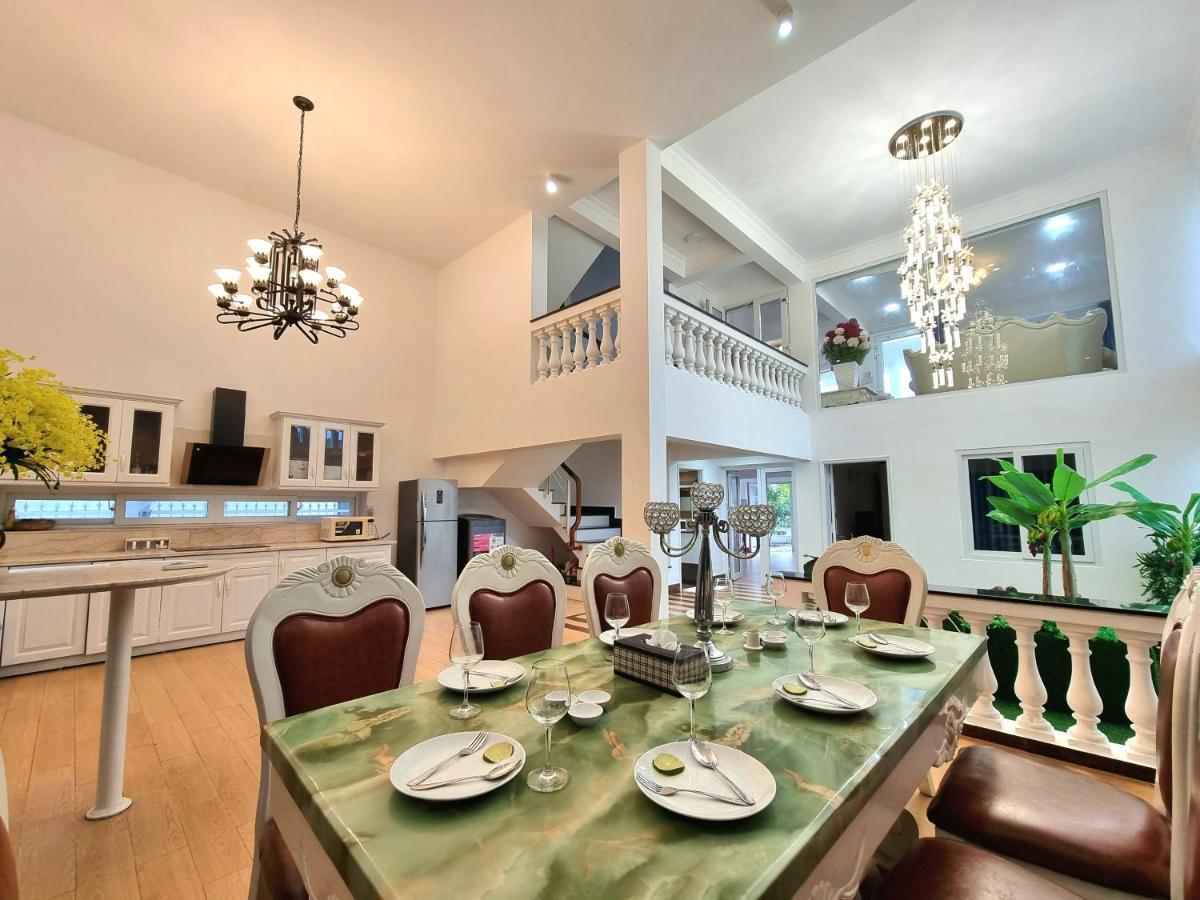 Villa Lan Anh Villa: Oceanview Retreat With 7 Bedrooms Nha Trang