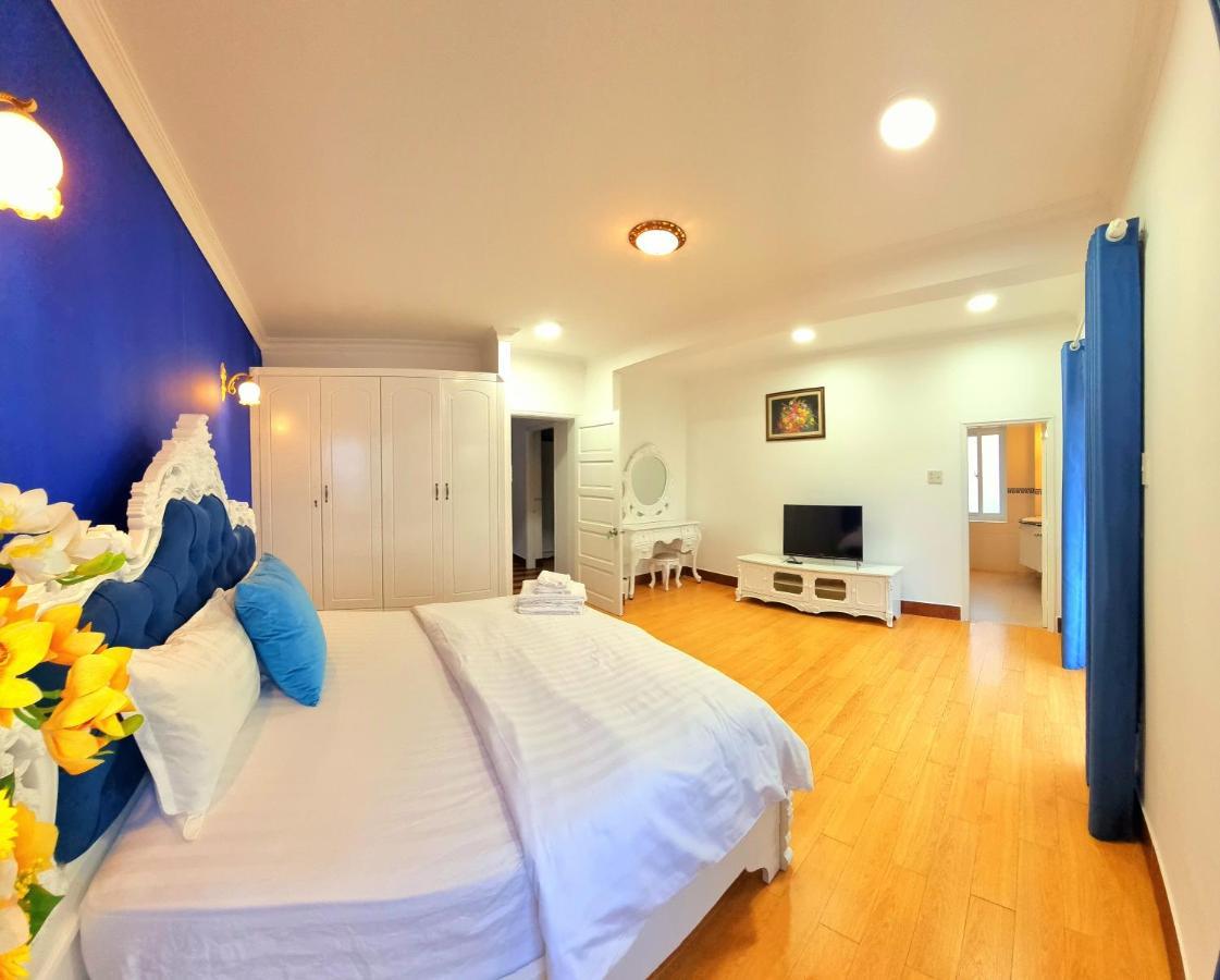 Villa Lan Anh Villa: Oceanview Retreat With 7 Bedrooms