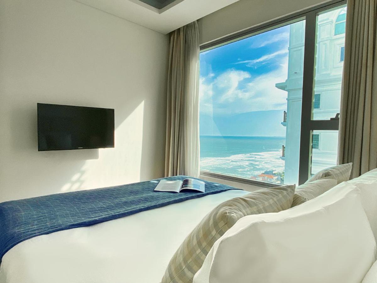 Stunning Across My Khe ! Rooftop Pool & Gym Căn hộ *