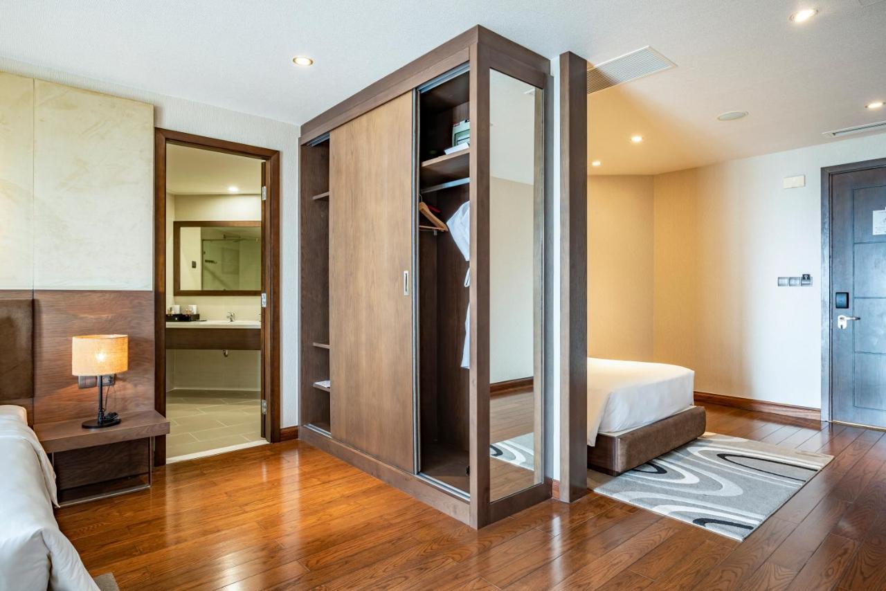 Khách sạn Malibu 5*