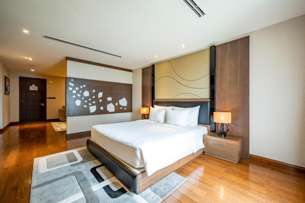 Malibu Khách sạn 5*