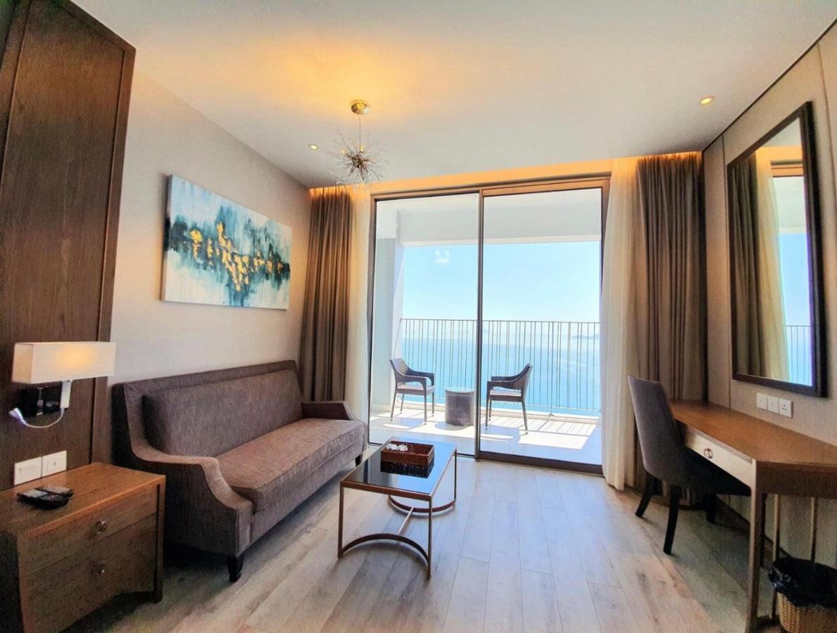 Homie Panorama Beachfront Residences Apartment