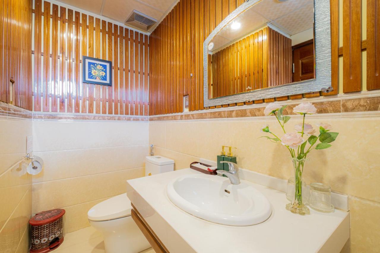 Hotel Adina 3*