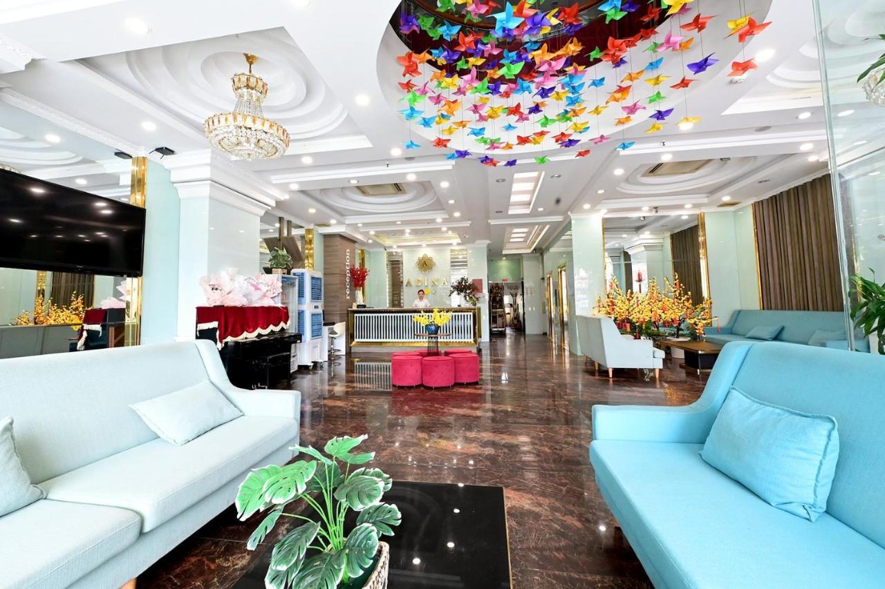 Adina Hotel 3*