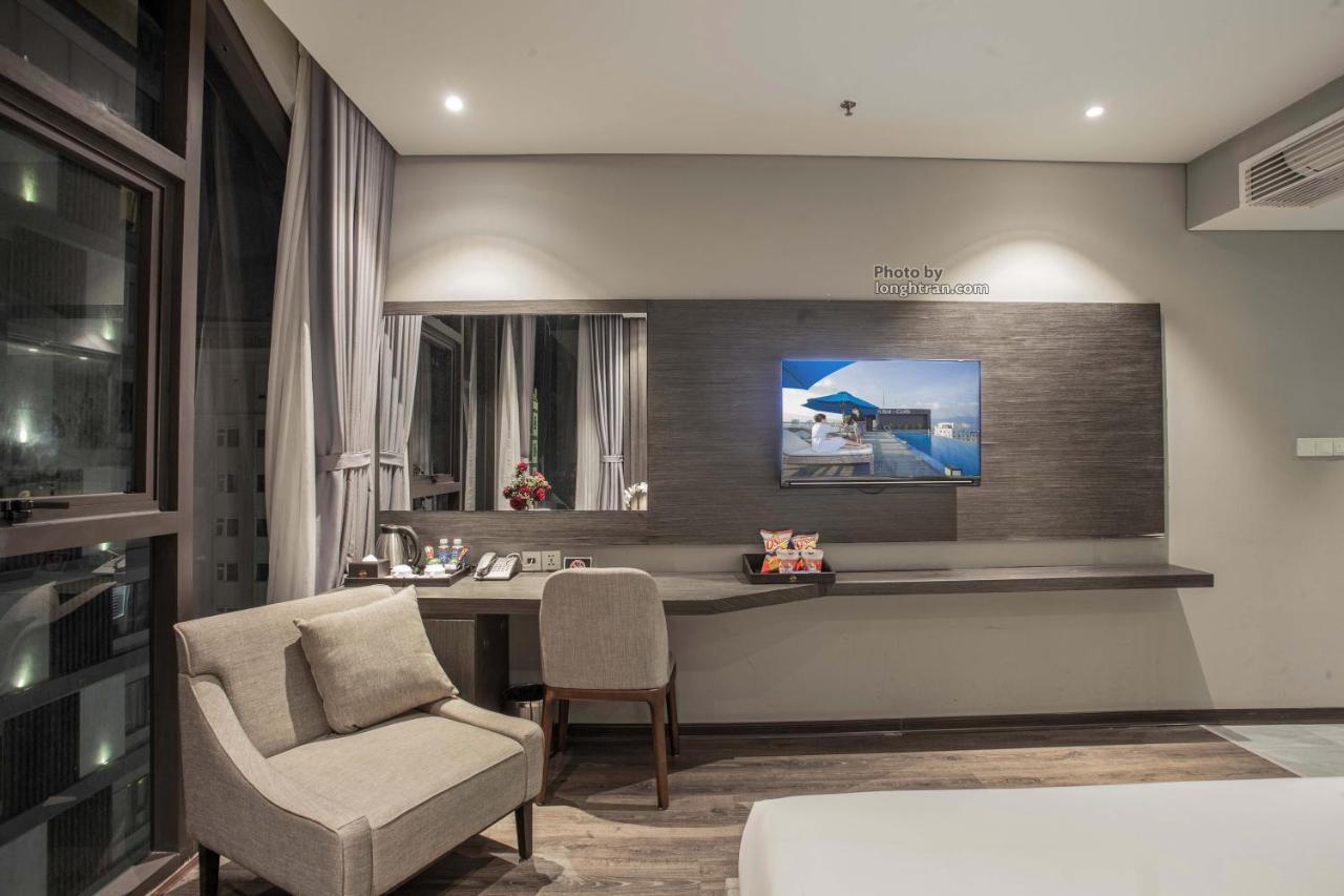 Khách sạn Grand Ocean Luxury Boutique - Infinity Rooftop Pool 4*