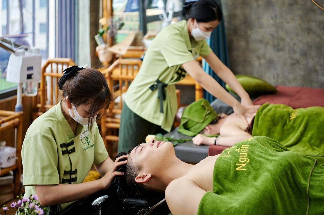 Khách sạn Và Căn Hộ Halina 4*